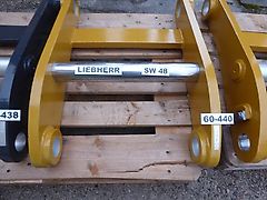 Liebherr - SW-Adapter SW 48 - für Greifergabelaufnahme - SW-Identmaße oben: 70-482-420-482-70 - für Greiferaufnahme unten Ident-Maße : 60-440 - Bagger: 15t-30t